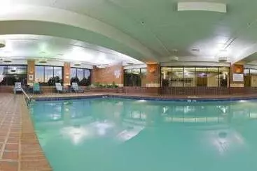 Отель Holiday Inn Manitowoc By Ihg