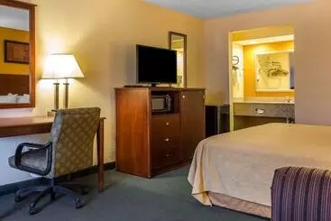 فندق Quality Inn