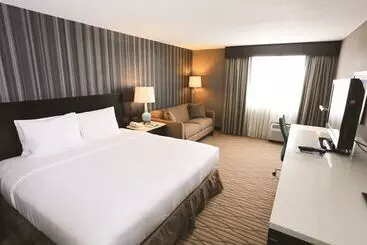 Отель Wyndham Garden Westlake