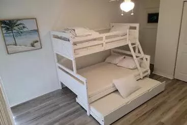 ホテル Island Inn Beach Resort