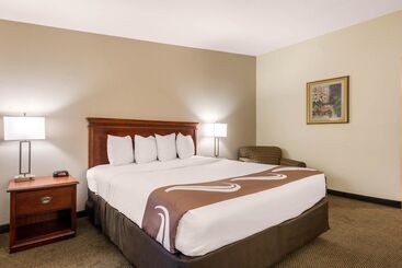 리조트 Quality Inn & Suites Tarpon Springs South