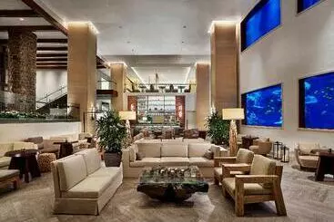 Szálloda Alohilani Resort Waikiki Beach