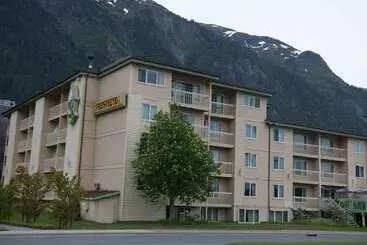 هتل Ramada By Wyndham Juneau