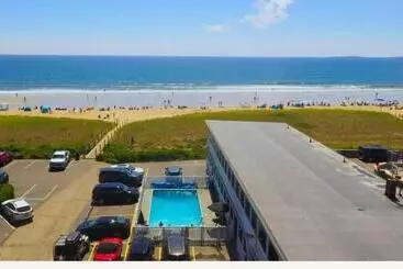 On The Beach Motel