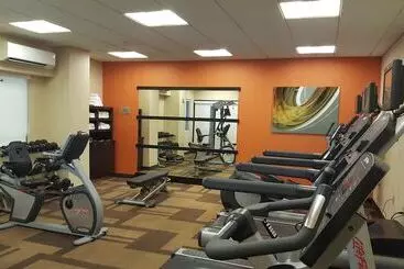 ホテル Courtyard By Marriott Alexandria Pentagon South