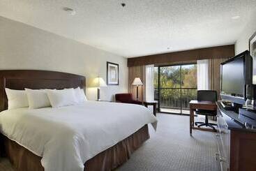 Maverick Hotel And Casino By Red Lion Hotels