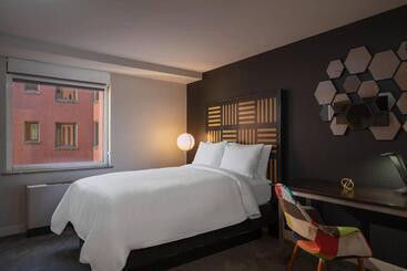 فندق Renaissance Des Moines Savery