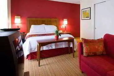 住所 Raleigh Midtown