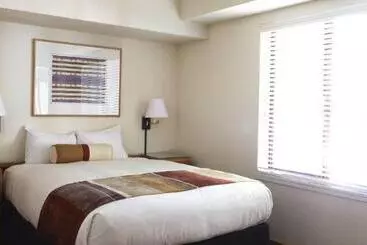 בית מלון כפרי Squaw Valley Lodge