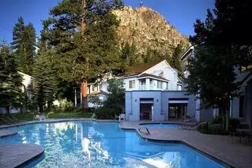 酒店 Squaw Valley Lodge