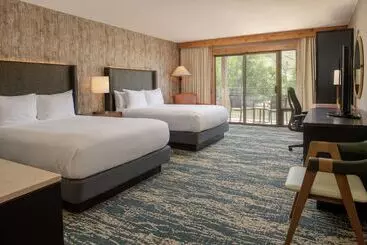 Doubletree By Hilton Hotel Missoula Edgewater