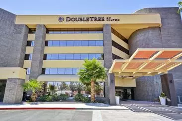 فندق Doubletree By Hilton Phoenix North