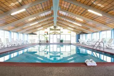 בית מלון כפרי The Tidewater Inn   Cape Cod