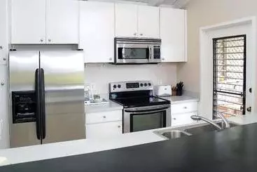 Курорт Wailea Ekolu Village   Coraltree Residence Collection