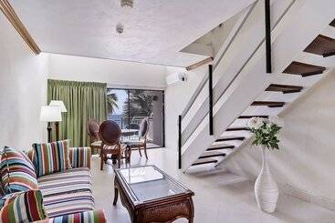 هتل Southern Palms Beach Club