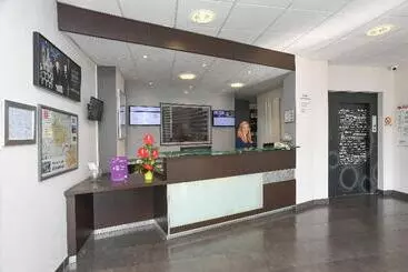 酒店 Hôtel Mercure Saintlô Centre