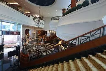 هتل The Bristol