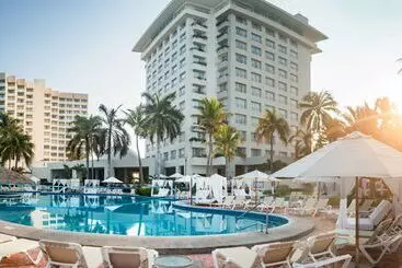 אתר נופש Emporio Ixtapa   With Optional All Inclusive