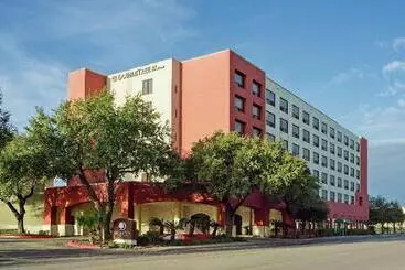 בית מלון כפרי Doubletree By Hilton San Antonio Downtown