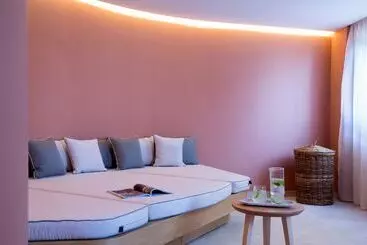 호텔 Dolce By Wyndham Athens Attica Riviera