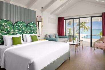 Villa Park Sun Island Resort