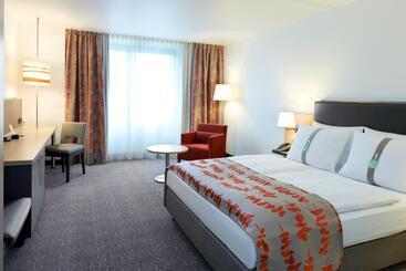 Отель Holiday Inn Essen City Centre, An Ihg