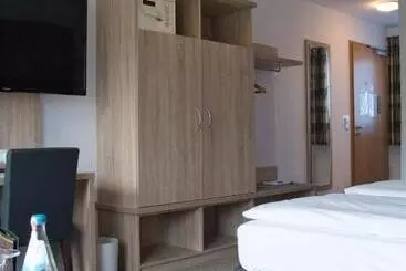 Отель Quellenhof