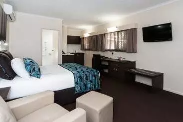 Quality Hotel Robertson Gardens