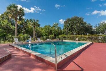 ホテル Red Roof Inn Ft Pierce