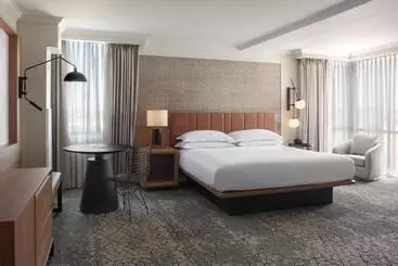 Sheraton Parkway Toronto North Hotel & Suites