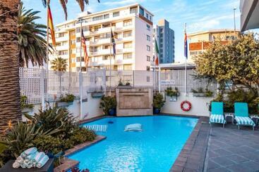 The Bantry Aparthotel By Totalstay