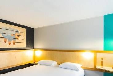 هتل Greet Hôtel Angoulême