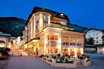 Otel österreichischer Hof Im Bademantel Direkt In Die Alpentherme