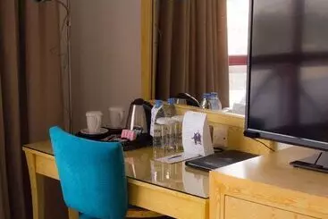 ホテル Happy Days