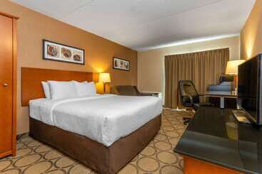 Hotel Comfort Inn  Timmins