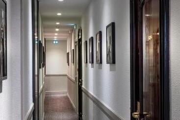 هتل Elysees Ceramic