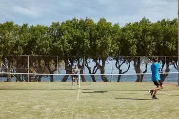 Alex Beach Hotel   Bungalows