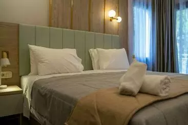 בית מלון כפרי Tosca Beach