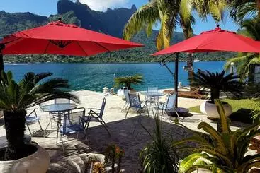 آپارتمان‌های توریست‌ها Villa Oramarama