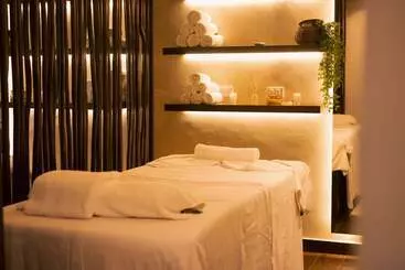 Chan Kah Resort Village Convention Center & Maya Spa