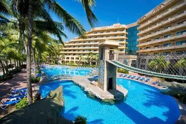 Курорт Paradise Village