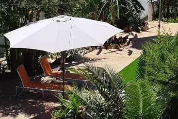 Hostal Rural Las Lomas