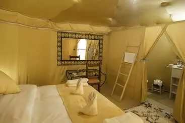 ホテル Horaz Luxury Camp