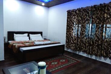 Hotel Himdhara, Dalhousie