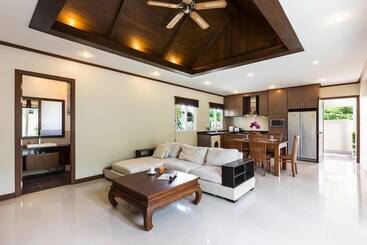 Turistlejligheder Thai Balinese Boutique Villa Alex In Rawai, 3br, Private Pool
