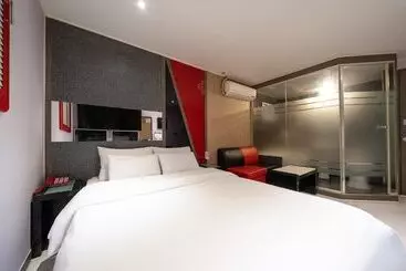 Bulgwang Hotel Maru