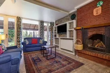 Turistihuoneistot Beta Home Lake House