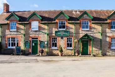 Three Horseshoes Inn