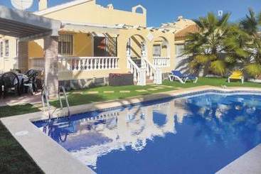 Turistlägenheter Villa Preciosa