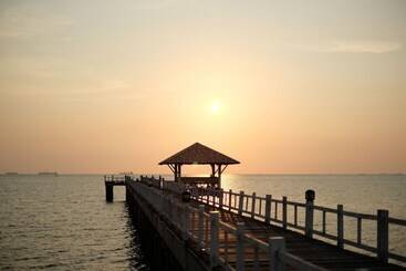 Жильё для туристов 114 Star's Pier Private Villa